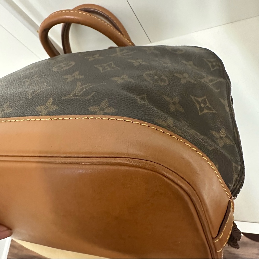 🌹Sold Authentic Louis Vuitton Alma Bag - Picture 13 of 17